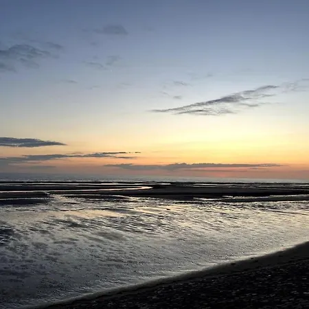 L'Escale Paisible, Entre Dunes Et Plages Camiers Exterior photo